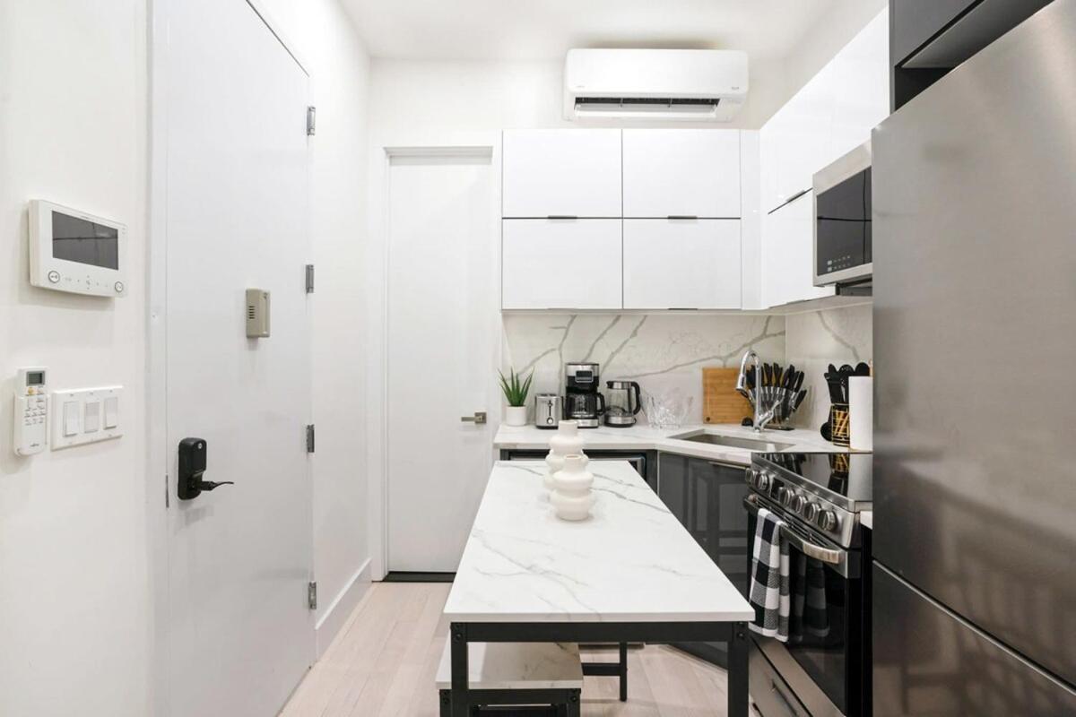 317-1b Modern 1br Ues W D * New York