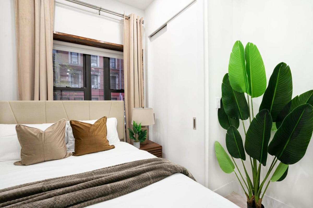 317-1b Modern 1br Ues W D *